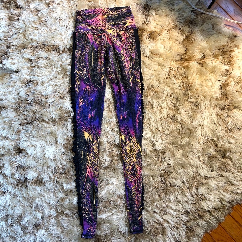 Mika Yoga Wear Legging XS/S Feather Print Purple